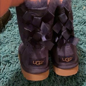 UGG navy blue  Bailey . Size 9 Toddler